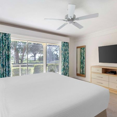 Hilton Vacation Club Charter Club Naples Bay Hotell Exteriör bild